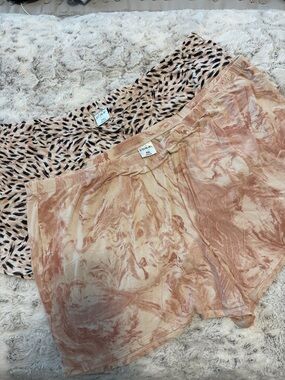 Soma Two Lounge Shorts in Blush and Black-Accent Print XXL